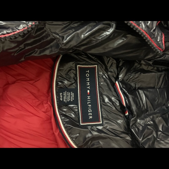 Tommy Hilfiger Puffer Jacket - Picture 2 of 3